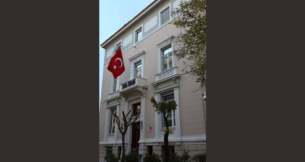 Με «αρχιτέκτονα» τον Βενιζέλο η στέγη των Τούρκων στην Αθήνα