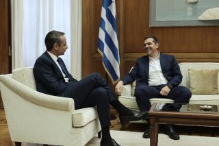 Χάσμα για την ψήφο αποδήμων