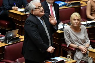 «Γαλάζια» εμπλοκή για τον Πρόεδρο