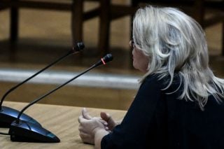 Πόσα ψέματα χωράνε σε 13 λεπτά;