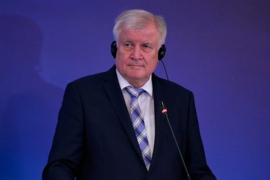 Θέλει «βελτίωση» του Δουβλίνου με πιο επικίνδυνο σχέδιο
