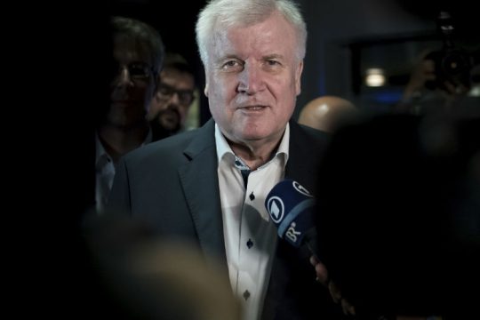 Το Βερολίνο προειδοποιεί για «ανεξέλεγκτη μετανάστευση» στην Ευρώπη