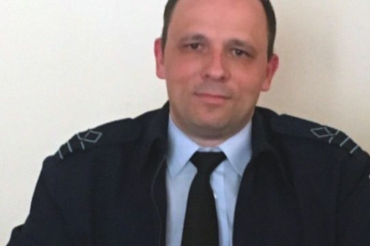 Καραούλι σε ταβέρνα