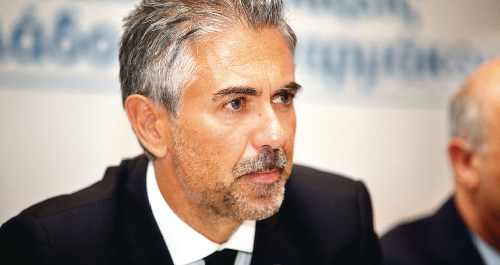 Ο Κ. Φρουζής και οι τέσσερις εξουσίες