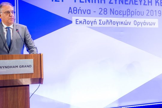 Περάστε απ’ το γραφείο του Τάκη Θεοδωρικάκου