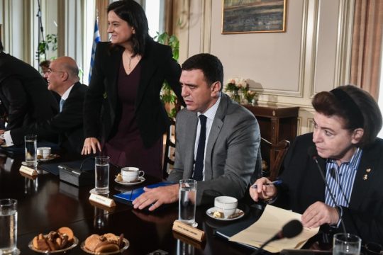 Κανονικότητα: η επιστροφή των ακρίδων!