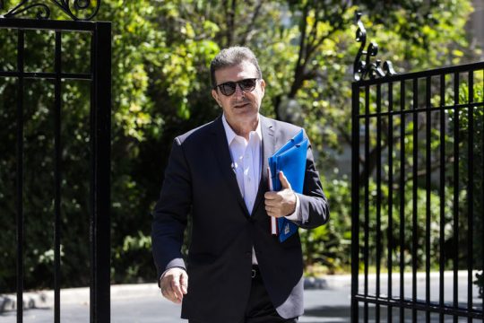 Ο υπουργός προκαλεί ανήμερα της επετείου
