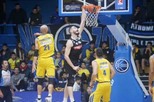 Μόνο 2ο το Περιστέρι, πρώτη νίκη η Εθνική Γυναικών