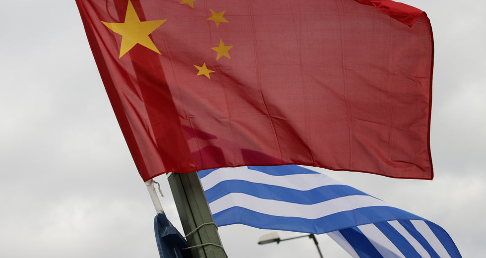 Επεσαν οι υπογραφές για την ηλεκτρική διασύνδεση της Κρήτης