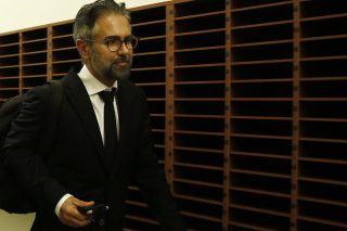 Οι εισαγγελείς ζητούν από τη Βουλή την κατάθεση Φρουζή