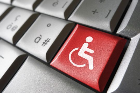Παράταση χορήγησης δελτίων μετακίνησης ΑμεΑ