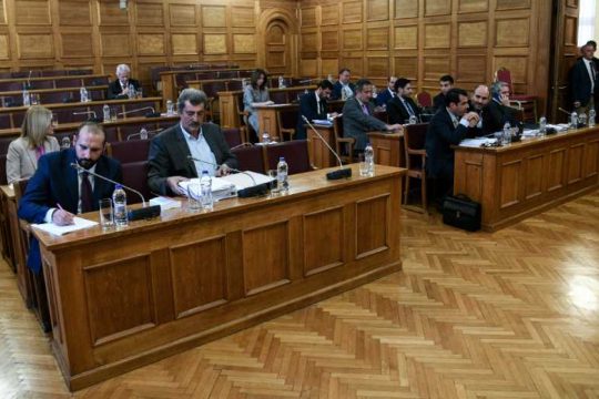 Οι πολιτικές πλευρές της προανακριτικής
