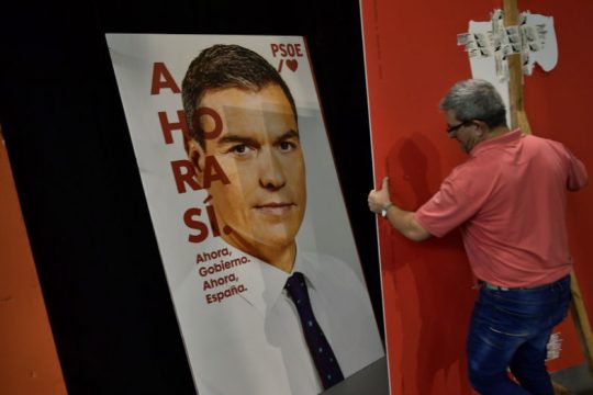 Νέο αδιέξοδο στην Ισπανία προβλέπει νέα δημοσκόπηση