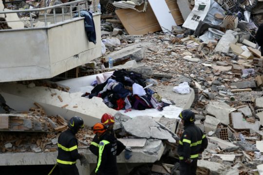 Δύο ιστοσελίδες για δωρεές στους σεισμόπληκτους της Αλβανίας