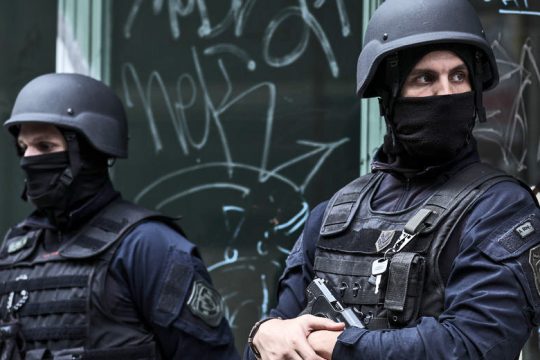 Προφυλακιστέοι οι δύο κατηγορούμενοι για την «Επαναστατική Αυτοάμυνα»