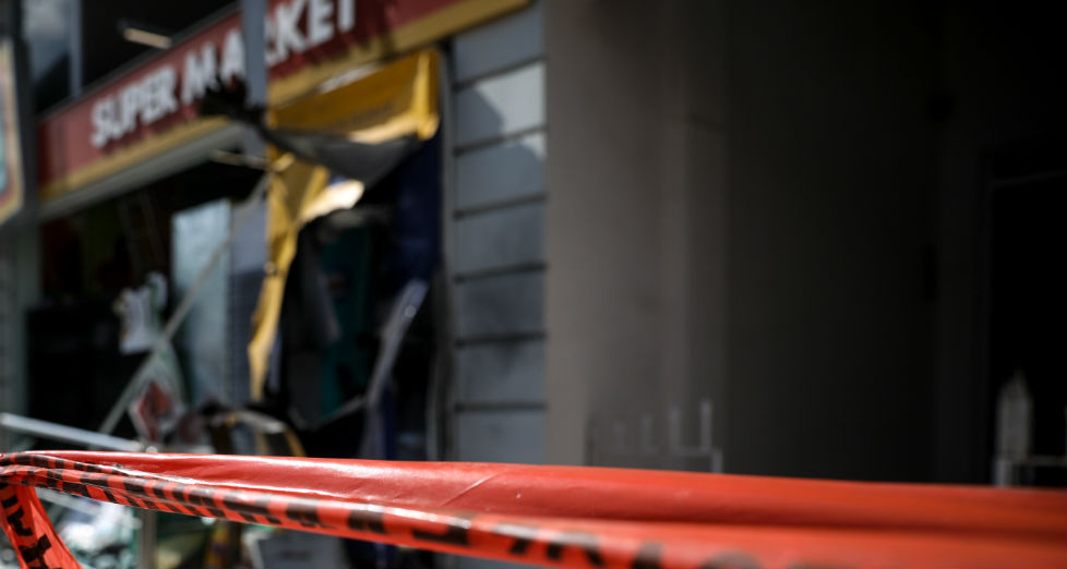 Ανατίναξαν ΑΤΜ στην Αργυρούπολη κι έφυγαν με τις κασετίνες