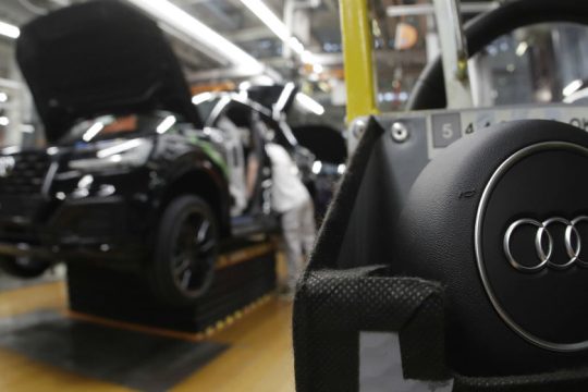 Κατάργηση 9.500 θέσεων εργασίας σε πέντε χρόνια ανακοίνωσε η Audi