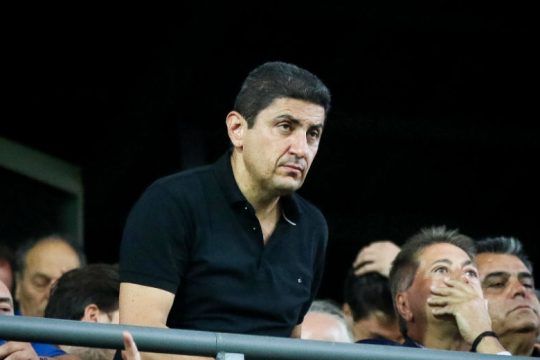 Συνάντηση με Αυγενάκη, μετά τις απειλές Ολυμπιακού