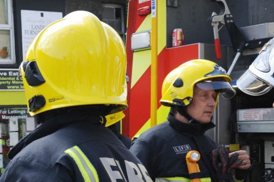 Υποψίες για χημική διαρροή σε κομητεία της Αγγλίας