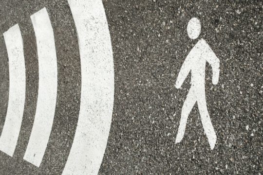 Η επικοινωνία έχει υποκαταστήσει την πολιτική