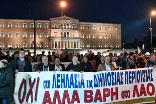 Κόντρα υψηλής τάσης στη Βουλή