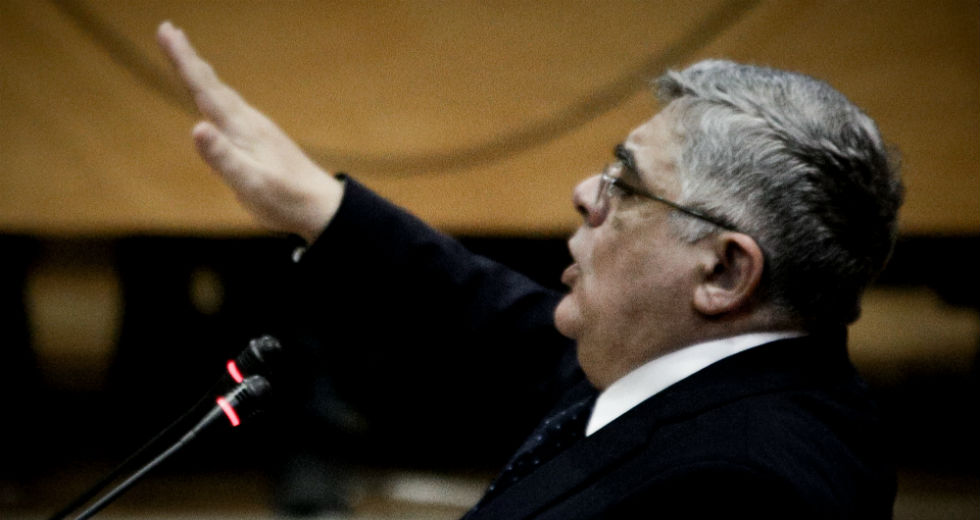 Ο Αρχηγός «κάρφωσε» τους πάντες και «καρφώθηκε»