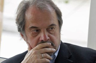 Δοξάστηκε ζητώντας την απόλυση δημοσιογράφου