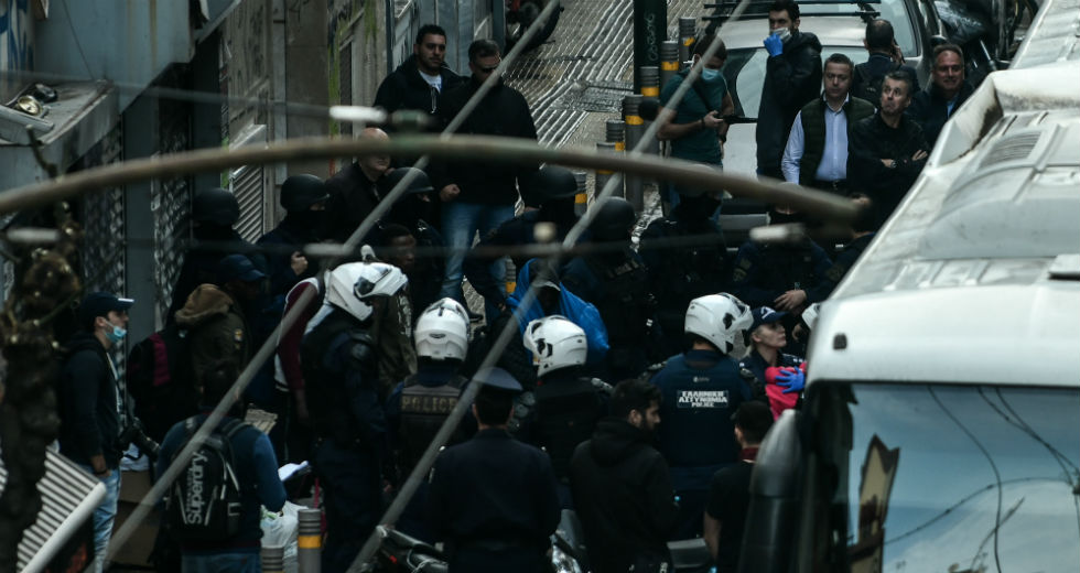 Ξανά στα Εξάρχεια η αστυνομία