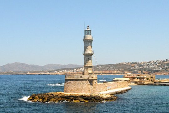 Νεαρός τραυματίστηκε στο Φάρο Χανίων βγάζοντας φωτογραφίες