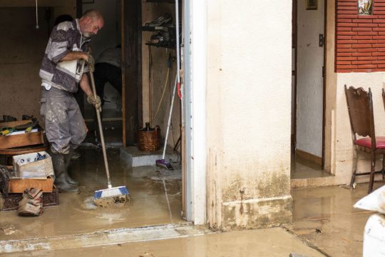 Νεκροί και αγνοούμενοι από την κακοκαιρία σε Γαλλία και Ιταλία