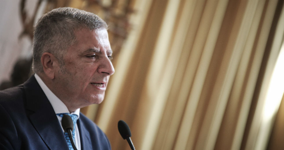 Ενας Πατούλης στον… αέρα