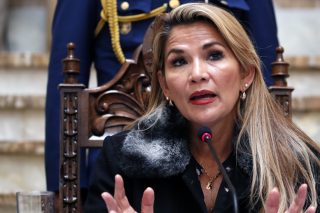 Εκλογές ναι, αλλά χωρίς τον Μοράλες