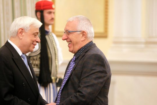 «Θέλει» Παυλόπουλο για Πρόεδρο της Δημοκρατίας ο Ν. Κακλαμάνης
