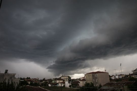 Ισχυρές βροχές και καταιγίδες φέρνει η «Βικτώρια» και στην Κρήτη