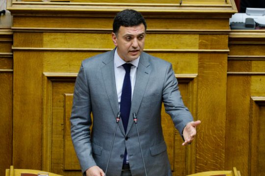 Ν.Δ. και Ελληνική Λύση «πέρασαν» το ν/σ για κύρωση ΠΝΠ και ΚΕΘΕΑ