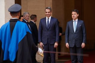 Ελλάδα και Ιταλία μαζί σε προσφυγικό και ενέργεια