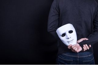 Καλουπωμένοι και ακαλούπωτοι ρόλοι
