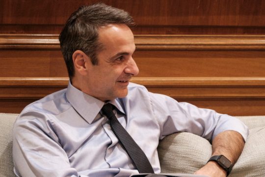«Χαστούκι» FT σε Μητσοτάκη για την τροπολογία-δώρο σε τραπεζίτες και υπόδικους