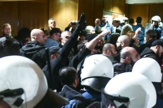 Βάρεσαν προσοχή στον Φίρερ που τους «πούλησε»