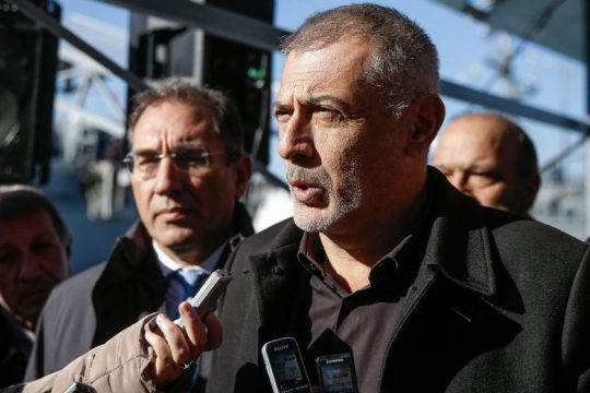 Μειώσεις δημοτικών τελών στον Πειραιά
