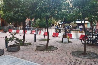 Νεοκλασικά σε αποσύνθεση