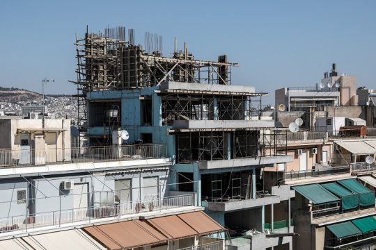 Οικοδομούμε το αύριο στο σαθρό χθες