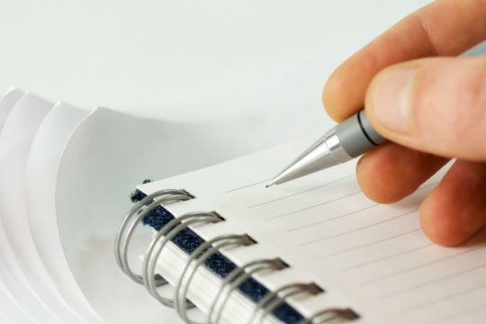 Αδίστακτοι! 50.000 ευρώ πρόστιμο στο Θανάση Αγαπητό για λίγες αφίσες
