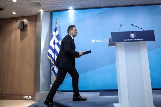 Αδειασμα Πέτσα σε Κυρανάκη 