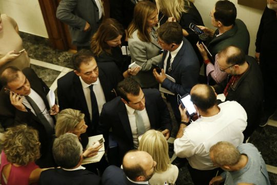 Στα άκρα η σύγκρουση για την προανακριτική