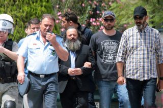 Αρνήθηκε να καθίσει στο εδώλιο ο Αρτέμης Σώρρας