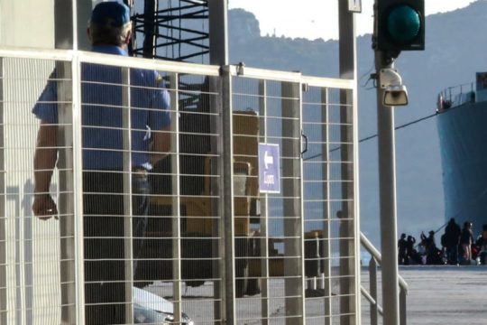 Κοινή ανακοίνωση ΝΕ νησιών ΣΥΡΙΖΑ για τα «νησιά-φυλακές»