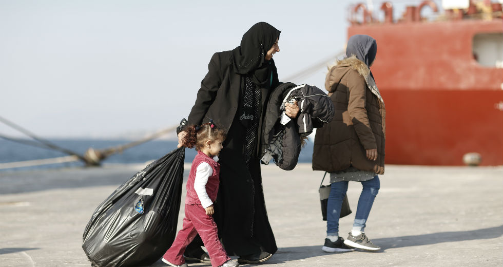 Άλλοι 385 πρόσφυγες από τα νησιά στην ενδοχώρα
