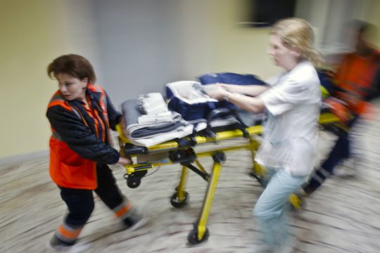 Μητέρα και τα δύο παιδιά της νεκρά εξαιτίας μυοκτονίας στη Ρουμανία
