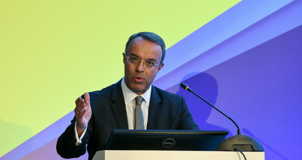 Σταϊκούρας: «Παραμένουν πρόβλημα τα κόκκινα δάνεια»